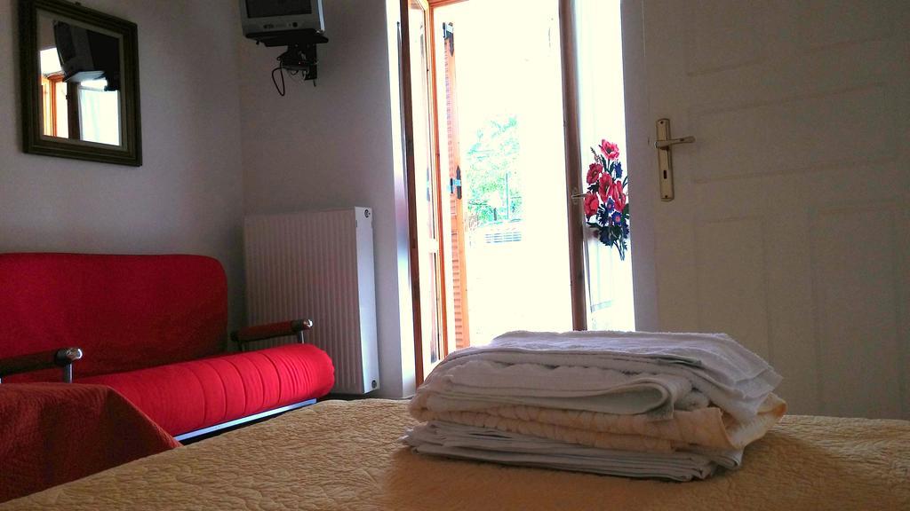 Dafni Apartments Kastri  Exterior photo